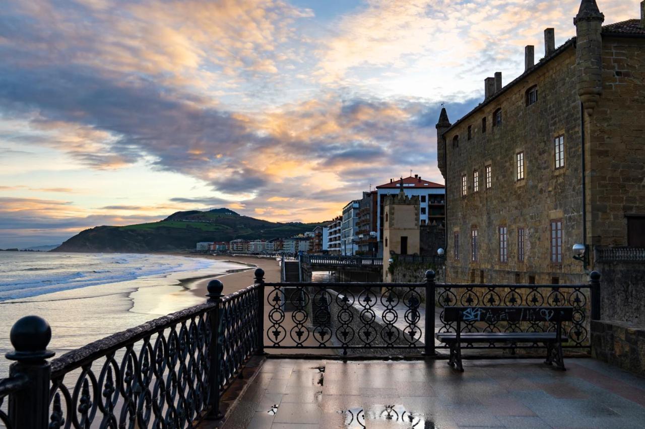 Pension Ipar Zarautz Exterior foto
